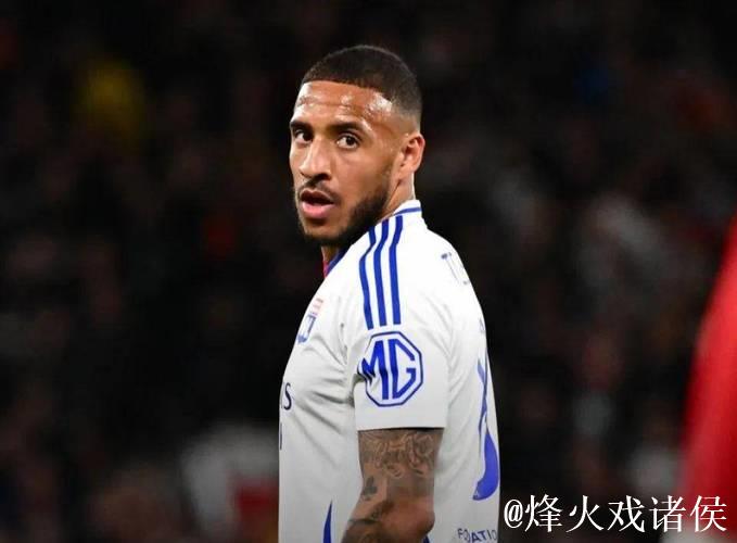 曼联有意签下里昂中场托利索,遭遇马竞竞争 曼联有意签下里昂中场托利索,遭遇马竞竞争