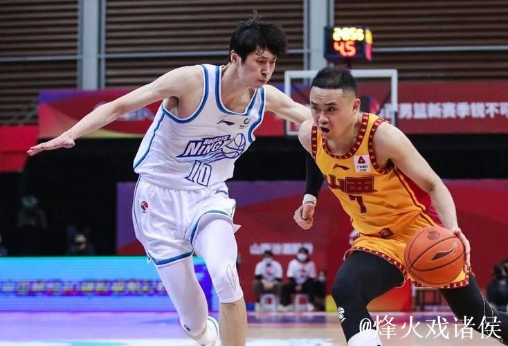 CBA赛事激战正酣:广东挑战劲旅,上海对阵同曦,山西冲击首胜 CBA赛事激战正酣:广东挑战劲旅,上海对阵同曦,山西冲击首胜